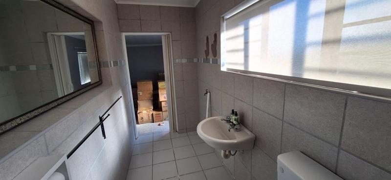 4 Bedroom Property for Sale in Dana Bay Western Cape